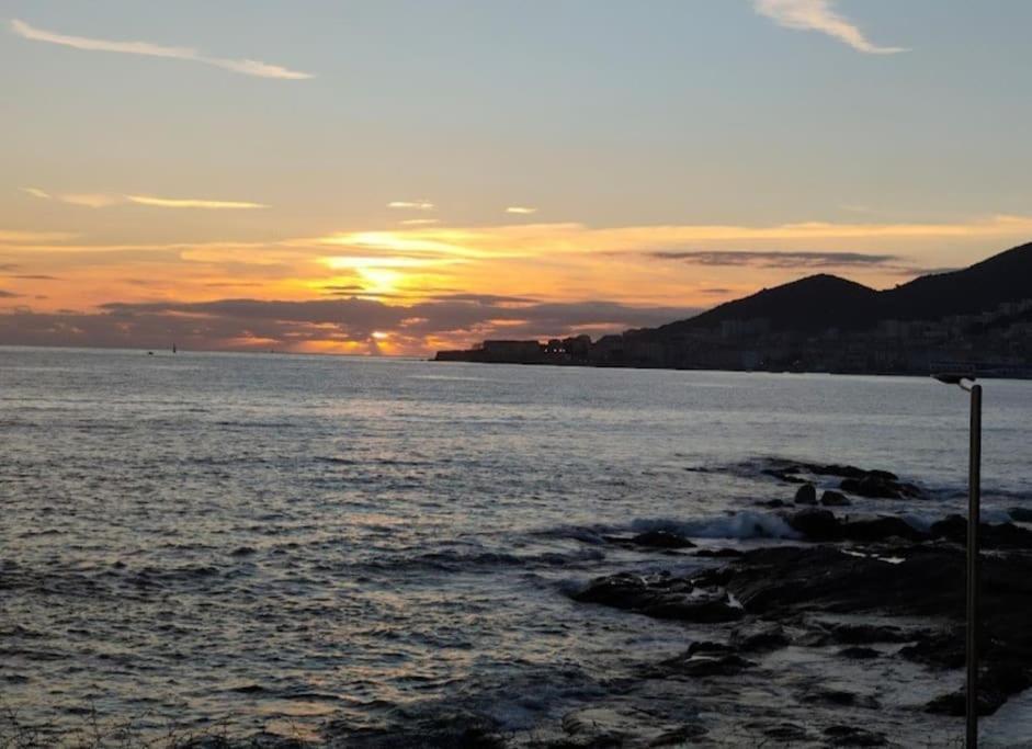 Lumineux Et Cosy F3 Vue Mer Ajaccio  Bagian luar foto
